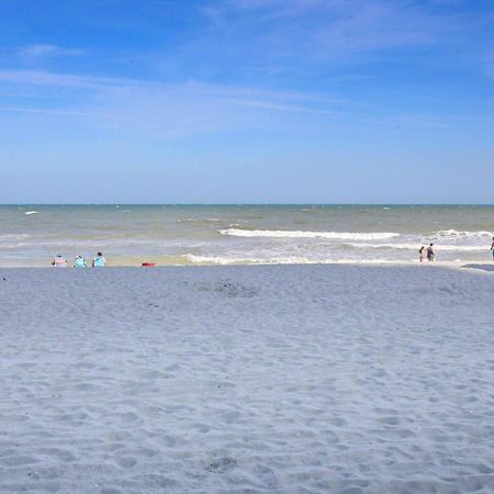 Вілла 1604 N Ocean Blvd, 0906 - Ocean Front Sleeps 8 Мертл-Біч Екстер'єр фото